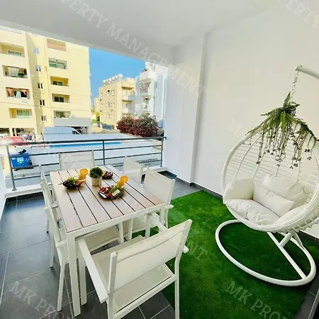 Coastal Getaway Apartment Larnaca