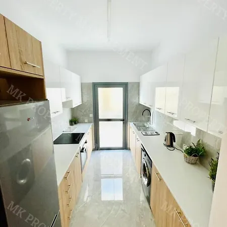 Coastal Getaway Apartment Larnaca