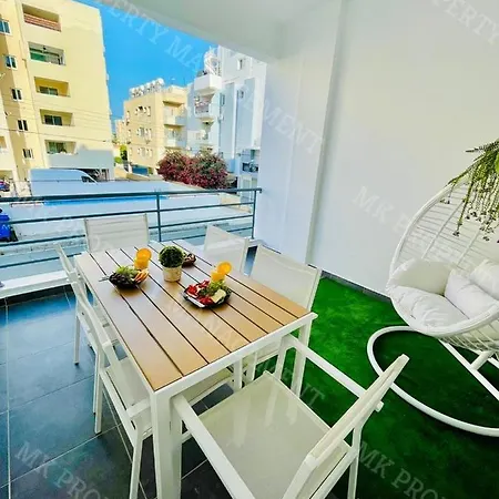 Coastal Getaway Apartment Larnaca