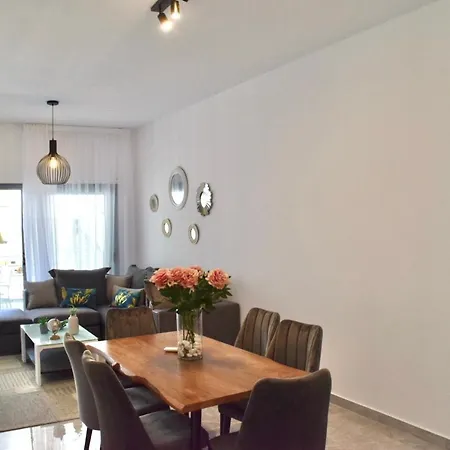 Coastal Getaway Apartment